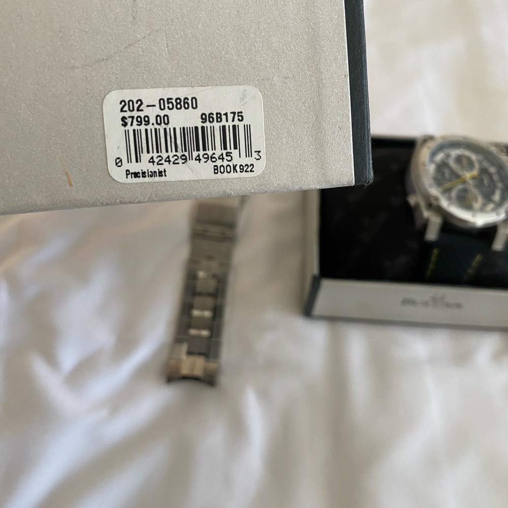 Bulova watch - Picture 6 of 7